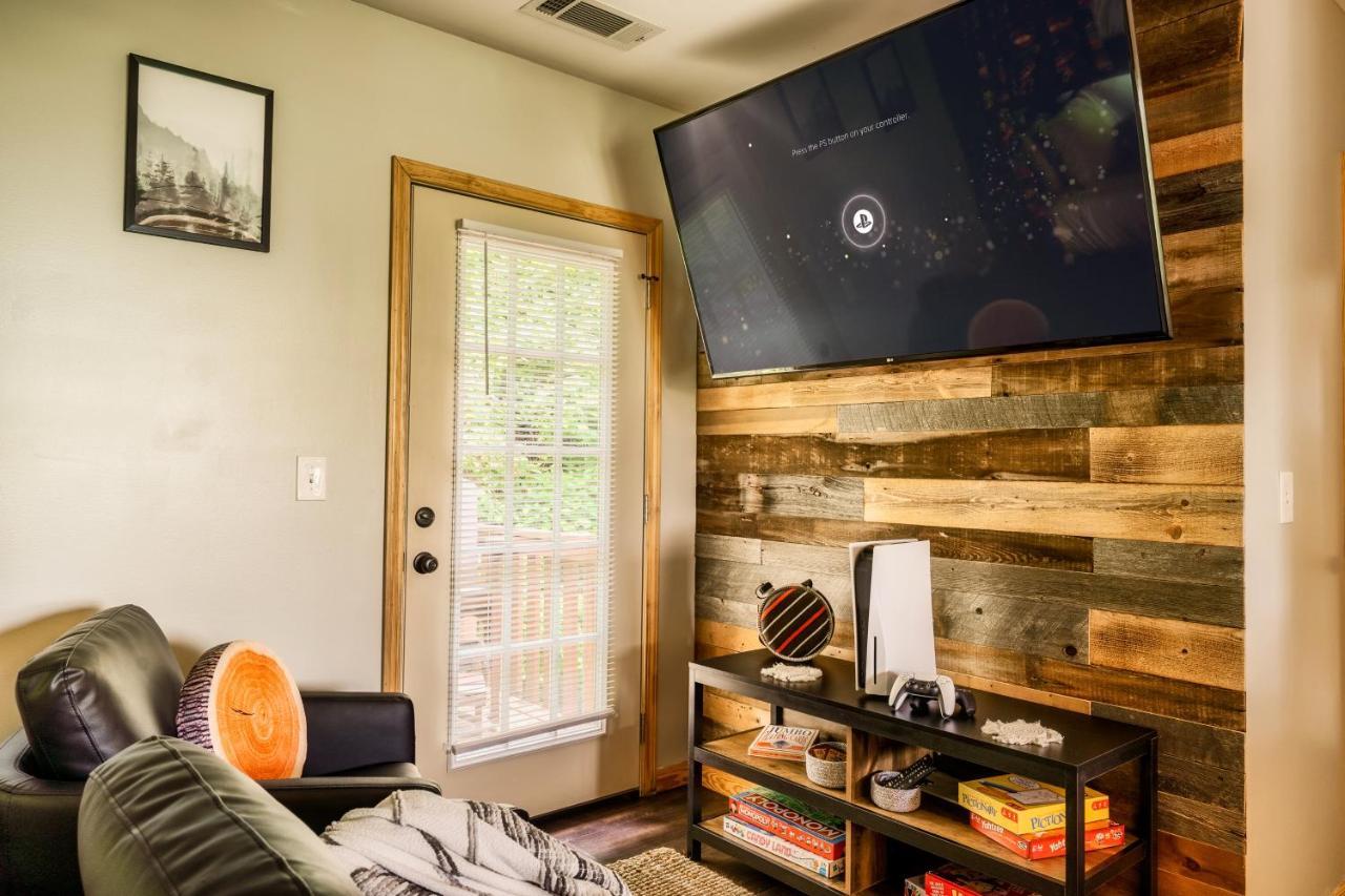 Mountainside - New Luxury Cabin-Fire Table-Hot Tub-3 Pools-Ps5-Bears جاتلينبرج المظهر الخارجي الصورة