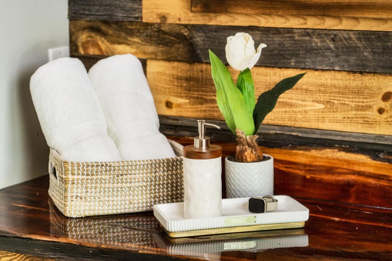 Mountainside - New Luxury Cabin-Fire Table-Hot Tub-3 Pools-Ps5-Bears جاتلينبرج المظهر الخارجي الصورة